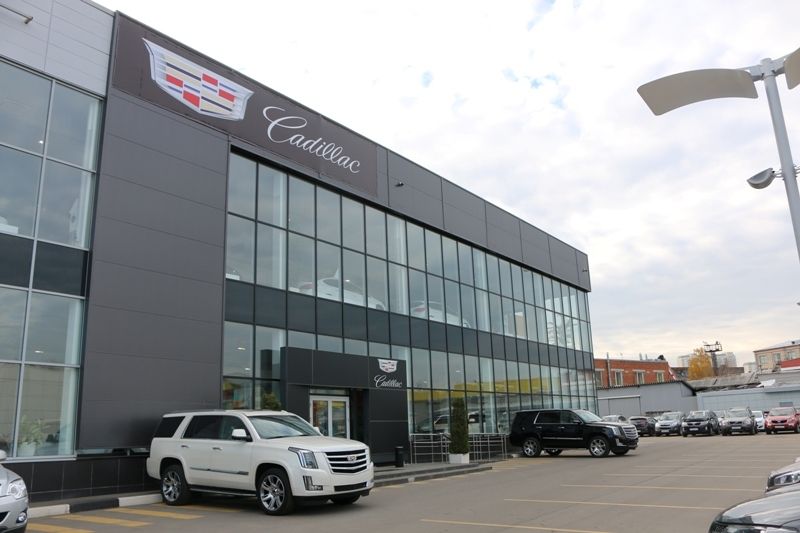 Cadillac Favorit Motors